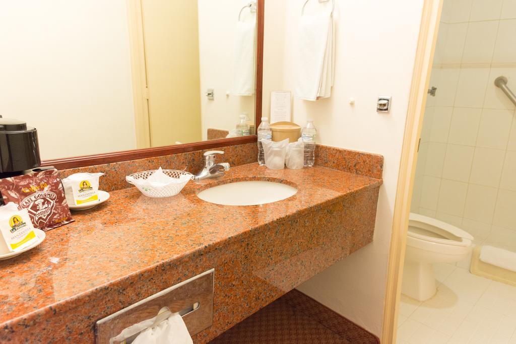 Hafersons Inn Hotel & Suites Ciudad Madero Exteriör bild