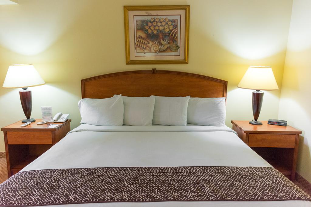 Hafersons Inn Hotel & Suites Ciudad Madero Exteriör bild